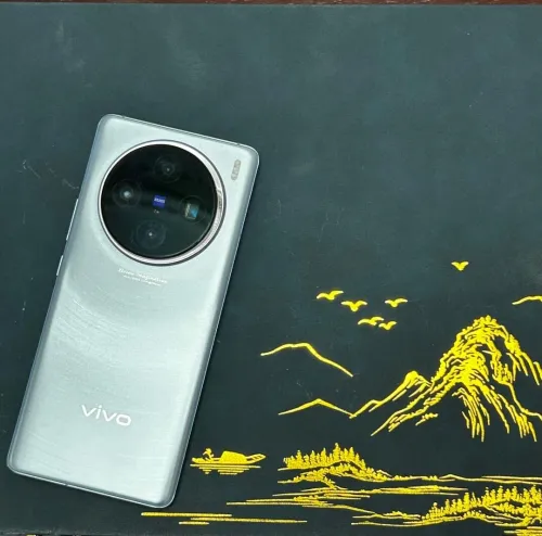 Vivo x100 Vivo x100