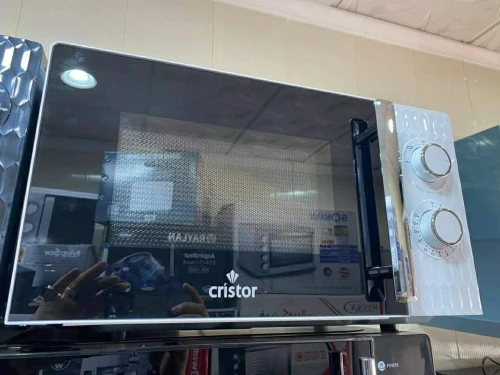PROMO Micro-ondes 20L Cristor 700watt Blanc 16500Da/ Noir 17000Da