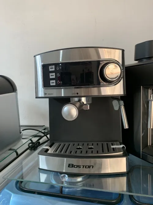 PROMO Cafetière BOSTON 15Bar cappuccino et café simple 16500Da 