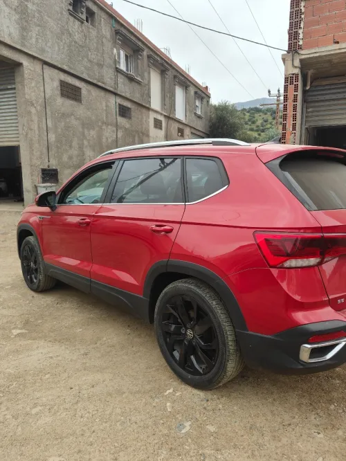 Volkswagen Taos 2022 SE Black 