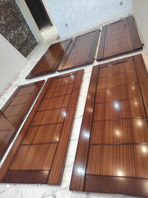porte en bois
