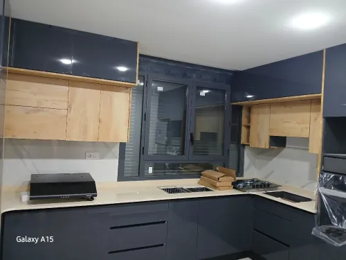 cuisine. Dressinge sur mesure