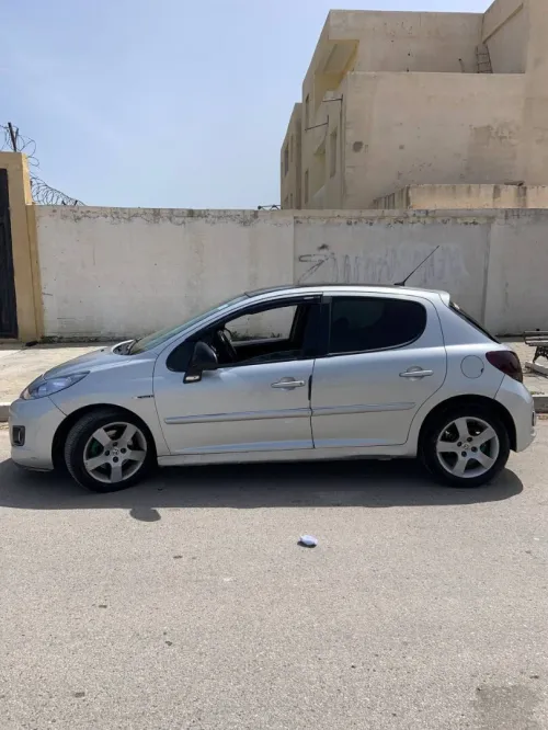 Peugeot 207 2010 Active
