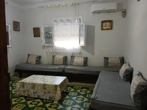 Location vacances Appartement Niveau de villa F3 Chlef Sidi abderrahmane