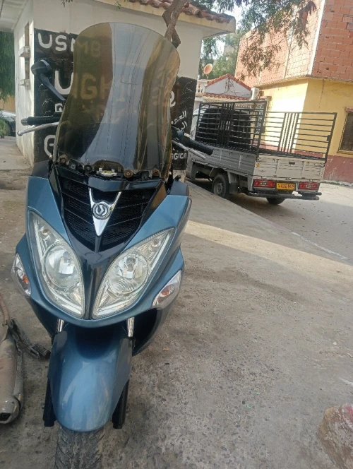 sym 200i hd2  klasik 2013