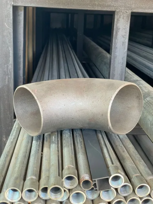 TUBE GALVANISE ET ACIER