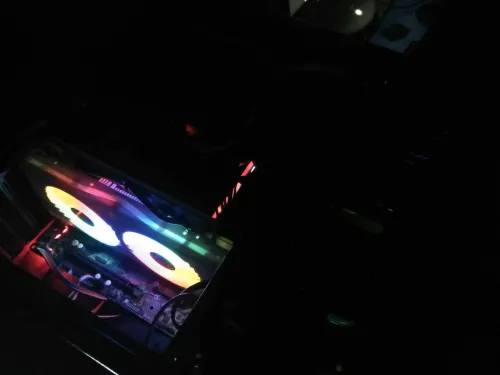 GPU : 580 8 gb rx 2048sp
