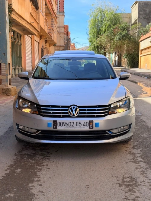 Volkswagen Passat 2015 Caraat