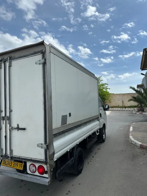 Kia K2500 2019 Conteneur