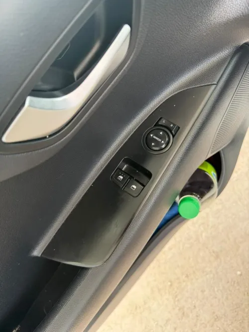 Kia Rio 2023 