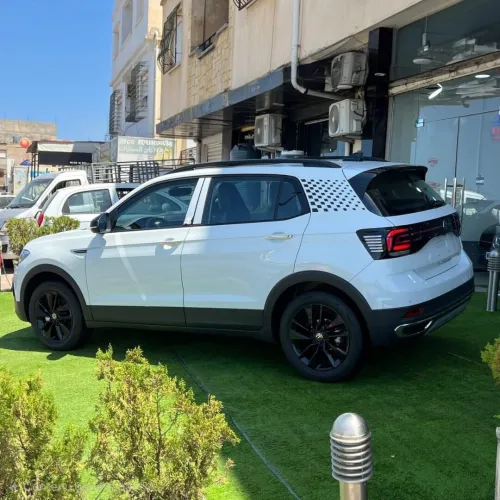 Volkswagen T-Cross 2025 R-line
