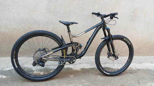 Enduro giant trance 2022