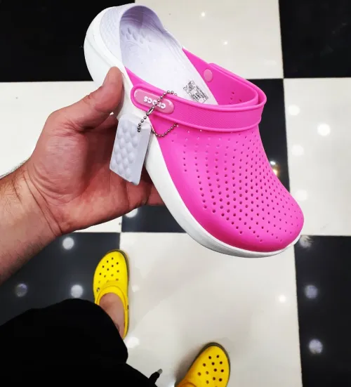 Crocs 