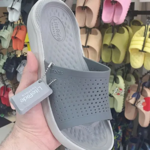Crocs 