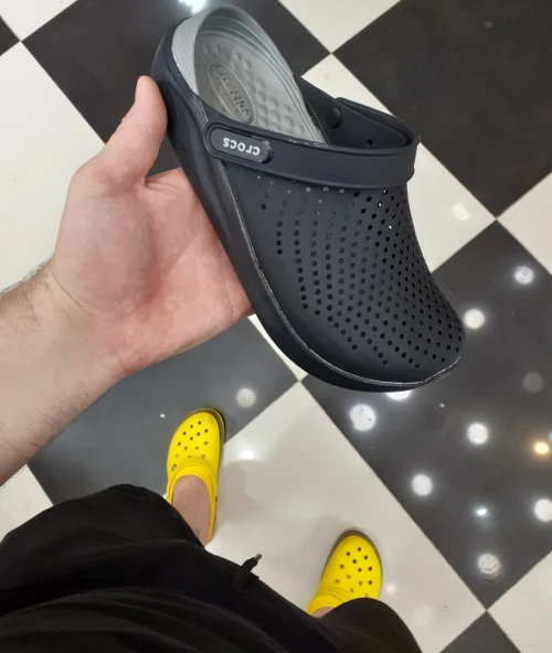 Crocs 