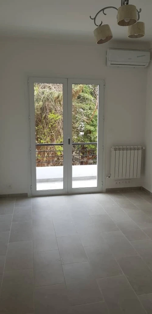 Location Appartement F4 Alger Hydra