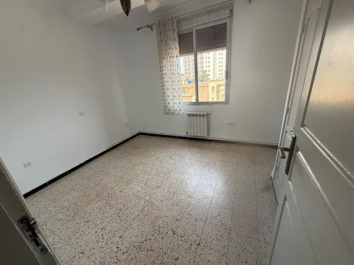 Location Appartement F4 Alger Hydra 2