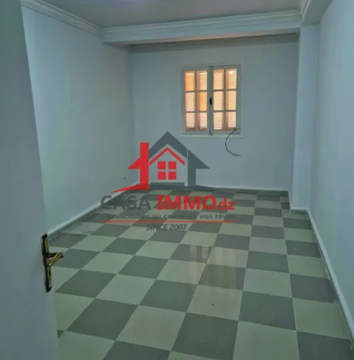 Vente Appartement Niveau de villa F4 Alger Dely brahim