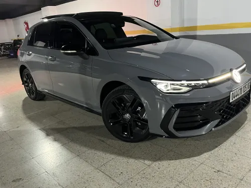 Volkswagen Golf 8 2025 R-Line
