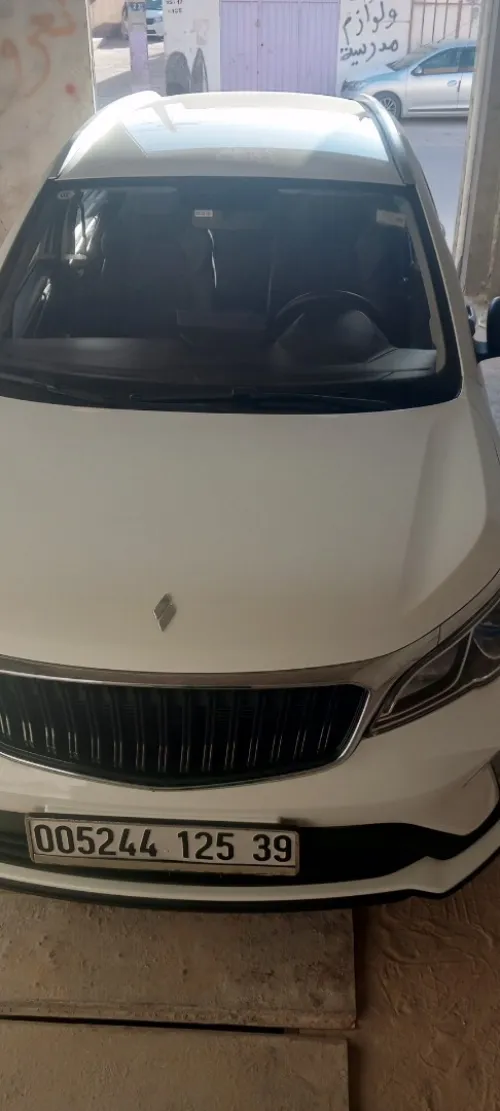 Livan Manuelle  يدوية بدون فتحة سقف X3 Pro MT 2025 