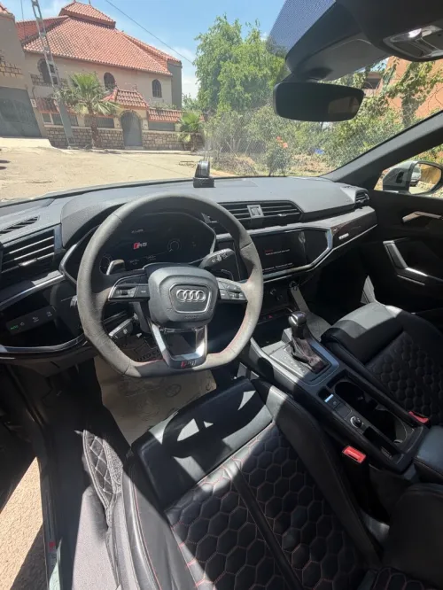 Audi RS3 2024 Rs Q3
