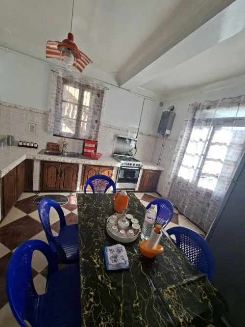 Location vacances Appartement Niveau de villa F4 Chlef Tenes
