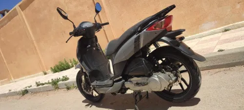 Sym s S 2020