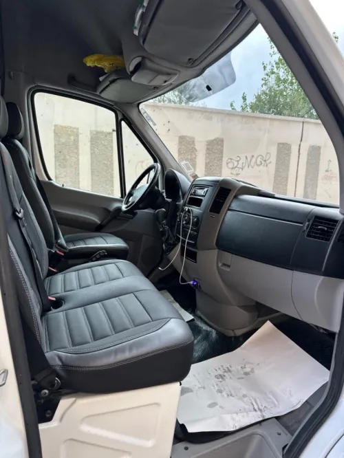 Mercedes Sprinter 2014 Surélevé chassis moyen