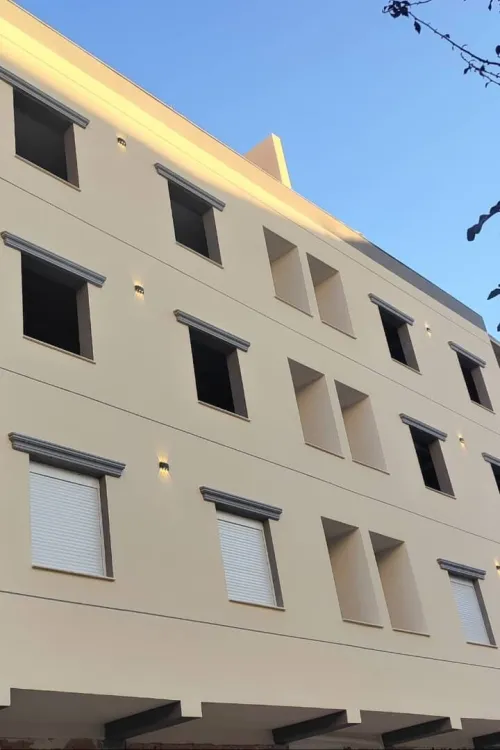 Façade mounoucouch