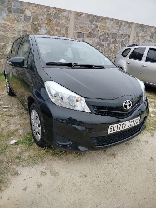 Toyota Yaris 2013 1 ère main