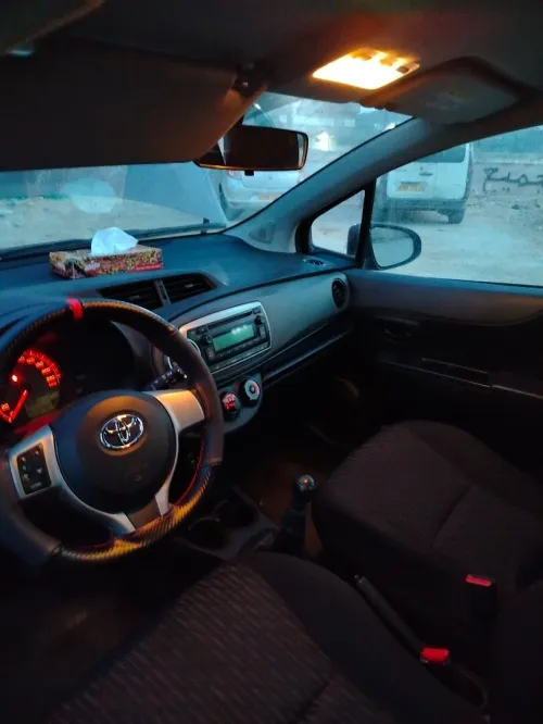 Toyota Yaris 2013 1 ère main أقبل التبادل
