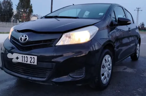 Toyota Yaris 2013 1 ère main
