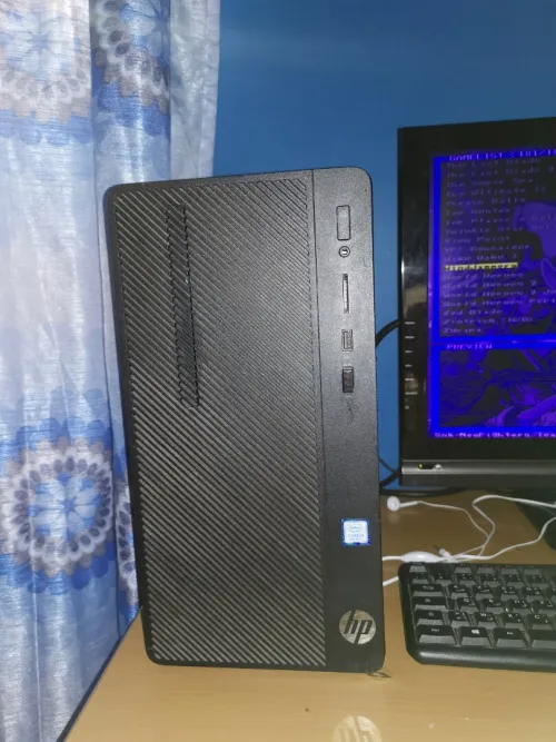 I5 8 ème génération  32 go RAM  1TB HDD 256 SSD Carte graphique NVIDIA Quadro 2000