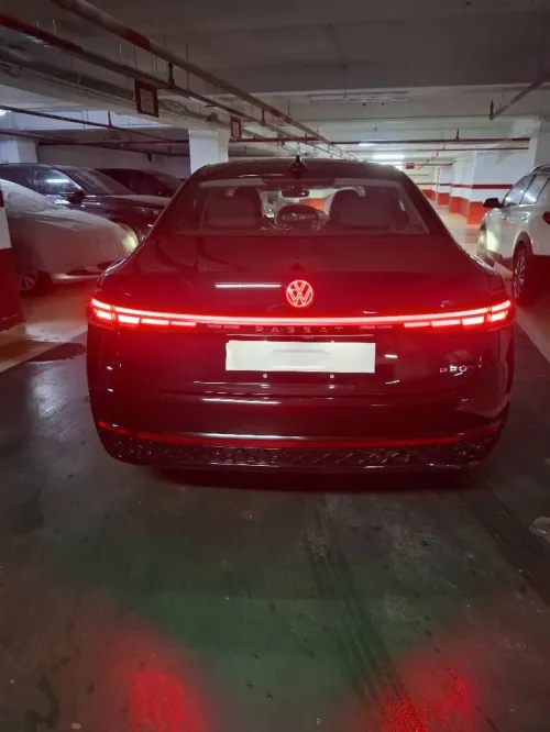 Volkswagen Passat 2025 PRO