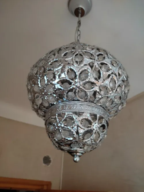Lustre d'importation