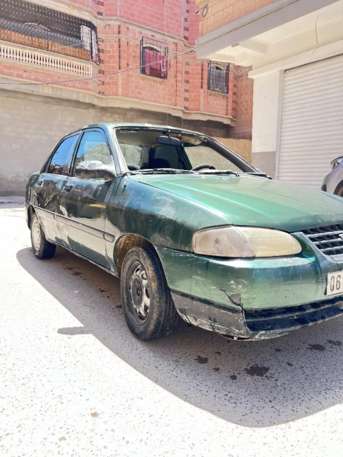 Kia Delta 2000 