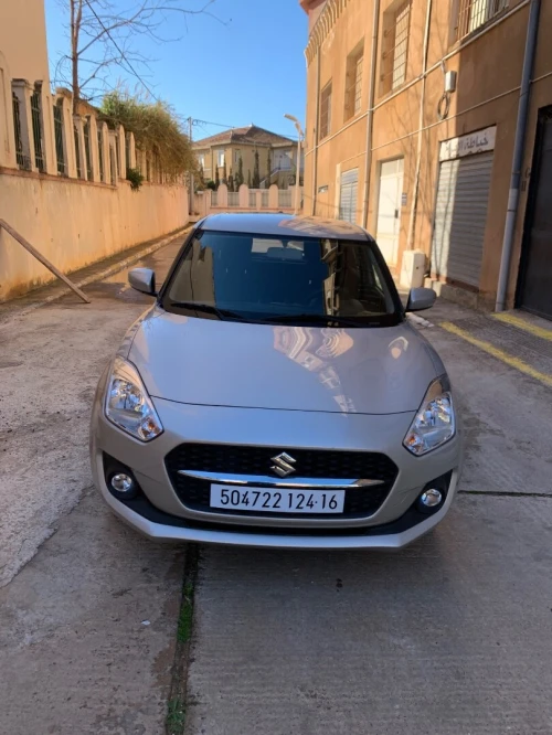 Suzuki Swift 2024 Glx