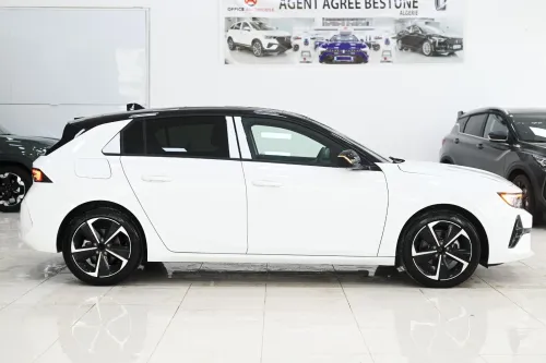 Opel Astra 2025 GS LINE