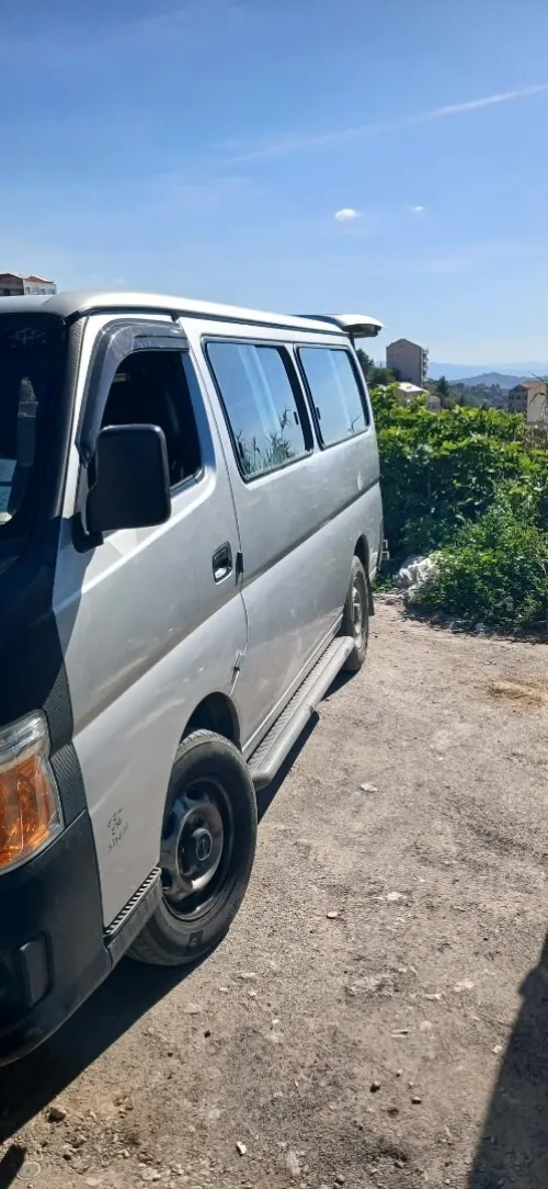 Nissan urvan Urvan 2013