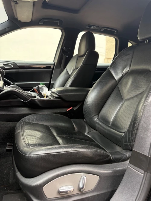 Porsche Cayenne 2010 Cayenne