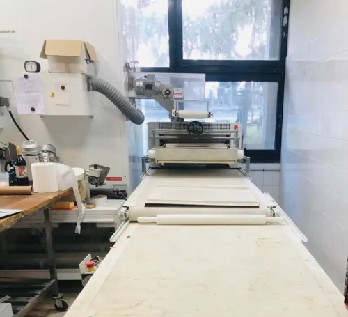 LOT COMPLET de BOULANGERIE INDUSTRIELLE Matériel professionnel Lignes de production complètes 2900 baguettes/heure