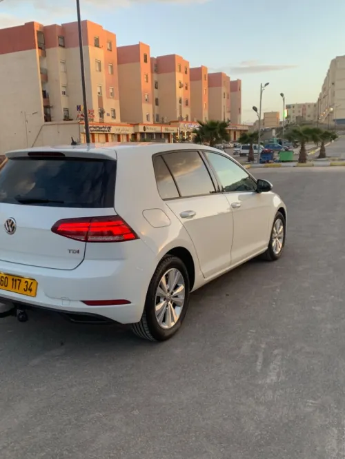 Volkswagen Golf 7 2017 Start