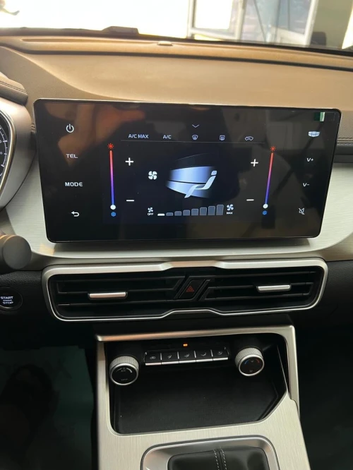 Geely Coolray 2025 