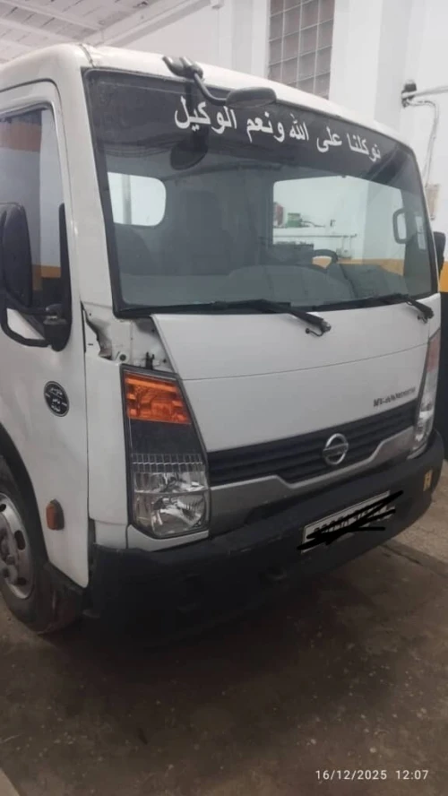 Nissan Cab star NT 400 2013