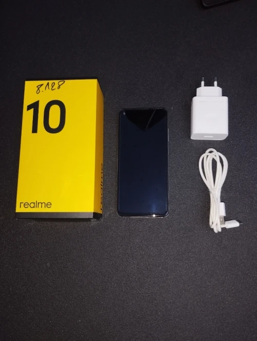 Realme 10 4g 8/128 écran fissuré