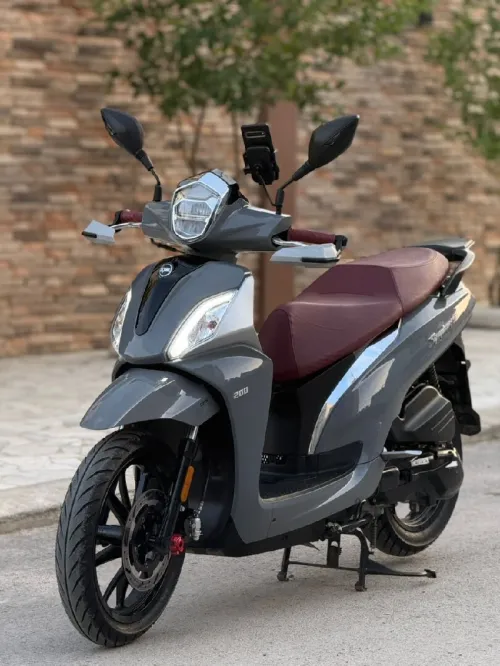 Sym sanfony st 200 Sym sanfony st 200 2024