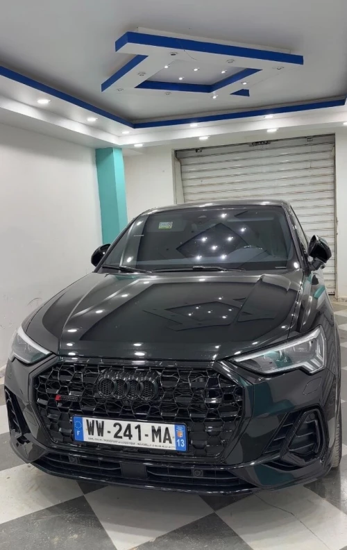 Audi Q3 2025 S line black edition Kit RS