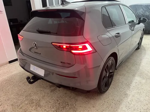 Volkswagen Golf 8 2025 R Black Edition 