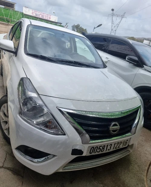 للكراء سيارة نيسان سوني NISSAN SUNNY