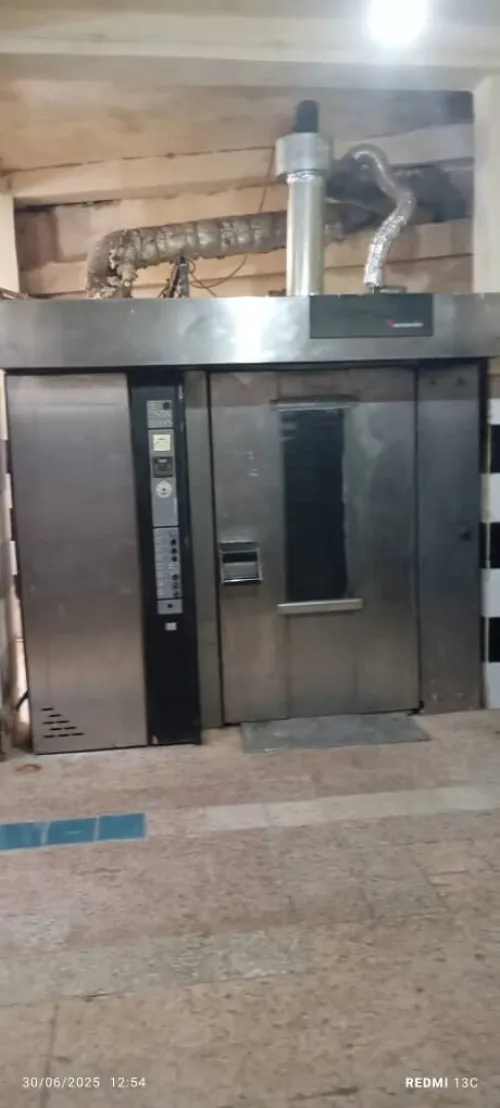 بيع عتاد مخبزة